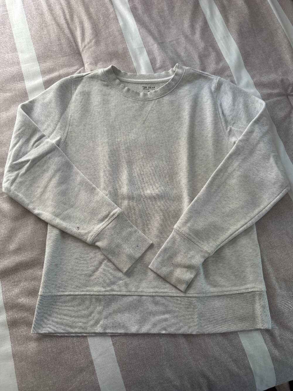 EUC Tek Gear Gray Crewneck Sweatshirt Sz M